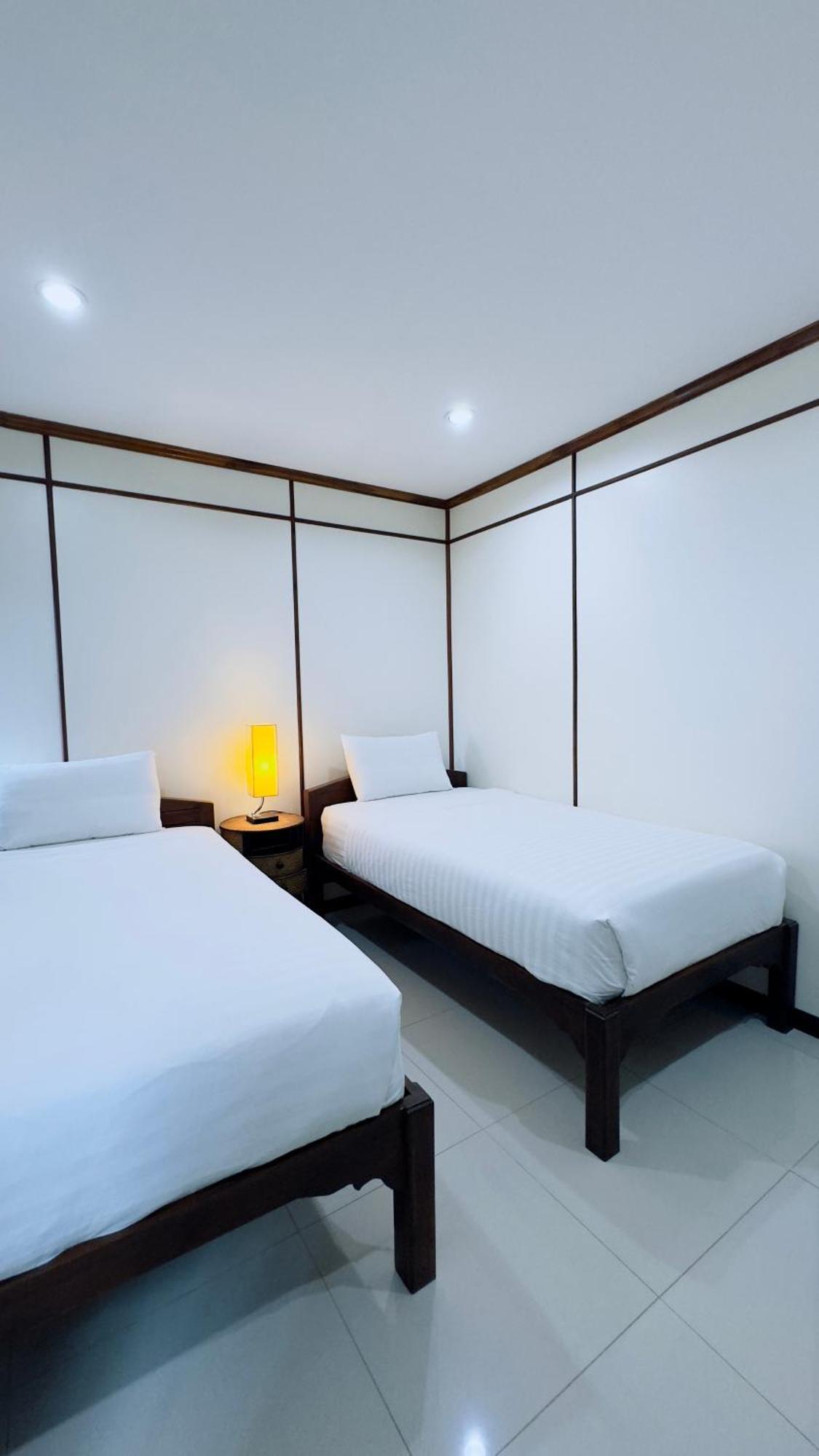 Ez House Hotel Sukhothai Exterior foto